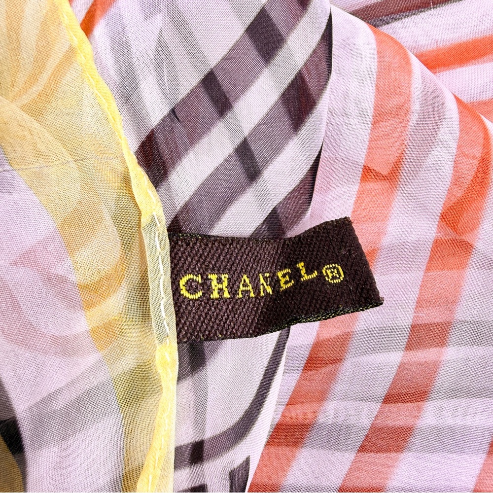 Vintage Chanel 100% Silk Scarf - Picture 3 of 9